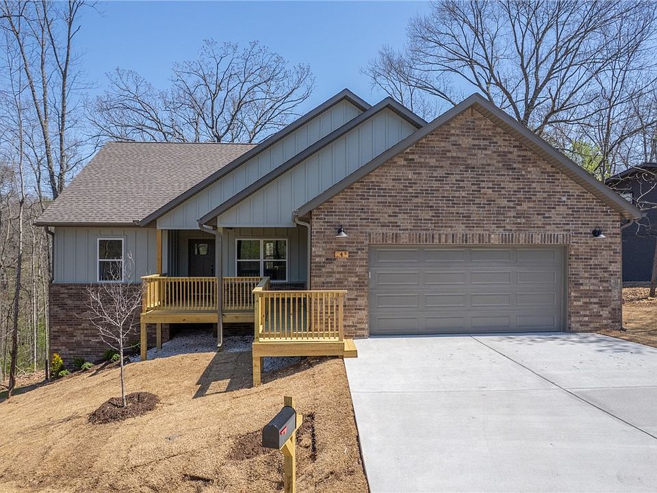 1st image of 4 Burton Ln