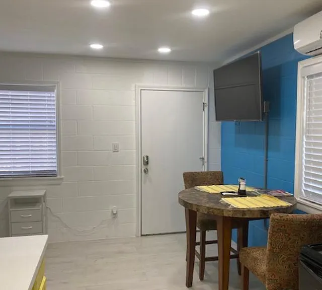 1440 Harbor Island Dr #B — Photo 10