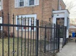 9846 S Hoxie Ave, Chicago, IL 60617