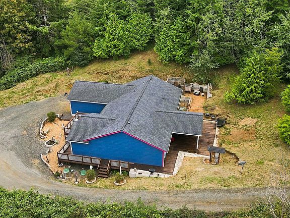 4th image of 700 Kings Ave
