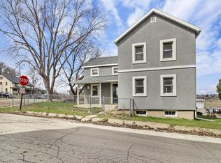 118 1st Avenue, New Glarus, WI