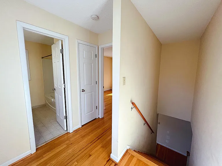 900 Athens Dr #D — Photo 11