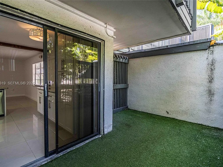 3265 Virginia St #1 — Photo 4