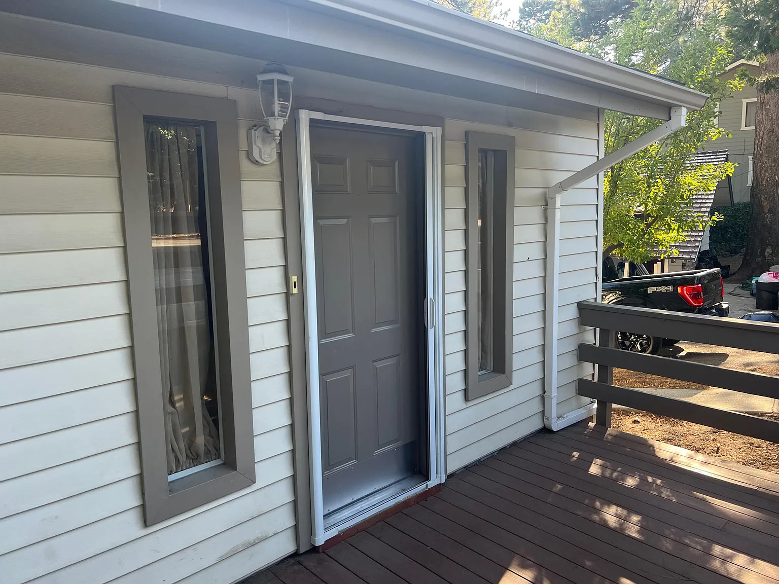 3 bed, 2020 sqft, $2,500 — Photo 2