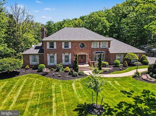 911 Seybert St, Hazleton, PA 18201