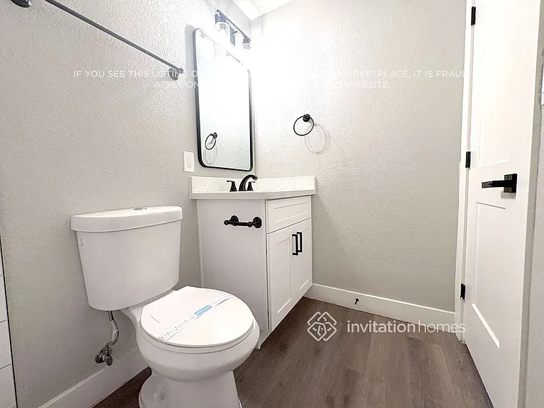 856 E 9th Ave — Photo 13