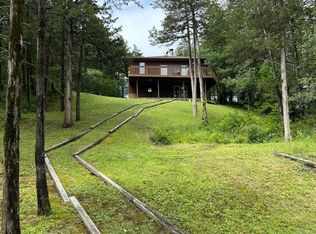 15 Andre Ct, Athens, NY 12015