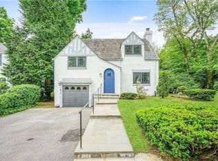 34 Robbin Hill Rd, Scarsdale, NY 10583