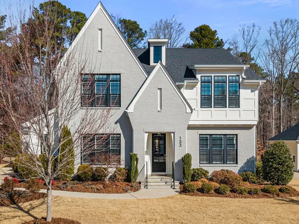 133 Burgundy Ln, Chapel Hill, NC 27516