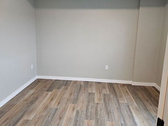 5th image of 41 W Division St #100