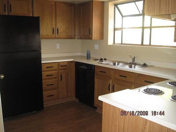 3rd image of 10235 N 31st St Unit 18