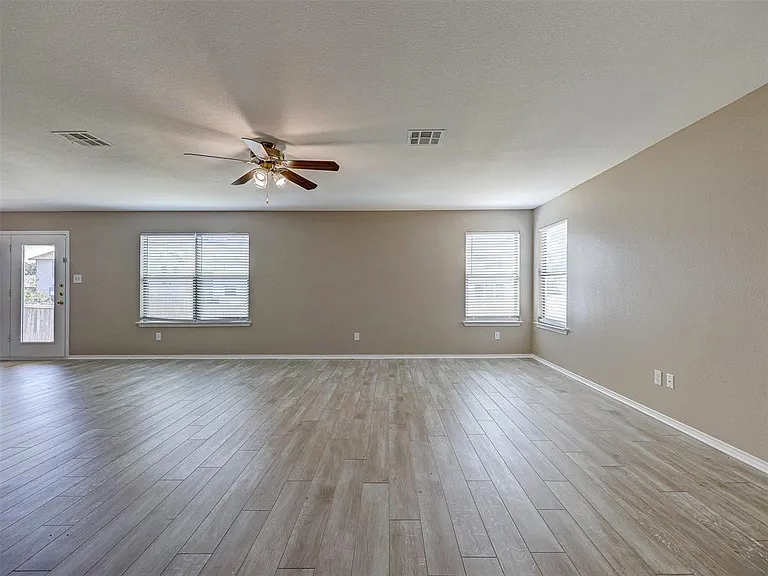 3673 Texana Loop — Photo 11