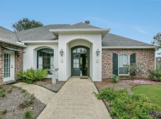 17508 Sweet Olive Ave, Baton Rouge, LA 70817