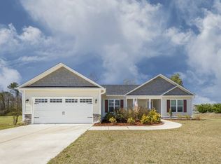 100 Stony Brook Way, Jacksonville, NC 28546