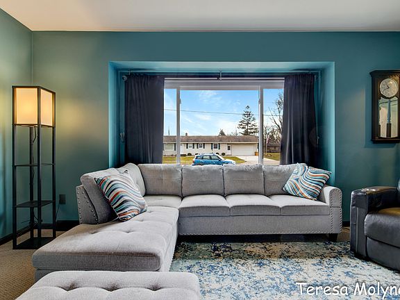 4th image of 6289 Summer Dr