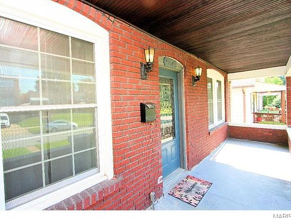 4th image of 6575 Smiley Ave