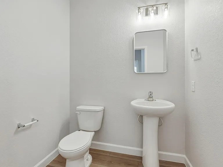 301 Serpentine Ln — Photo 13