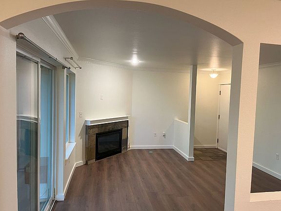 2nd image of 25025 SE Klahanie Blvd APT A102