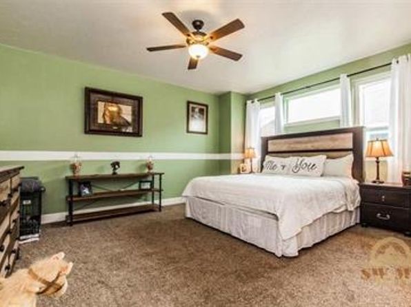 202 Farmall Ln