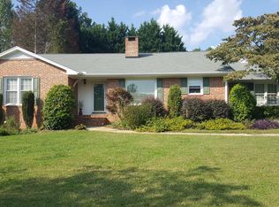 225 Woodfield Dr, Easley, SC 29642