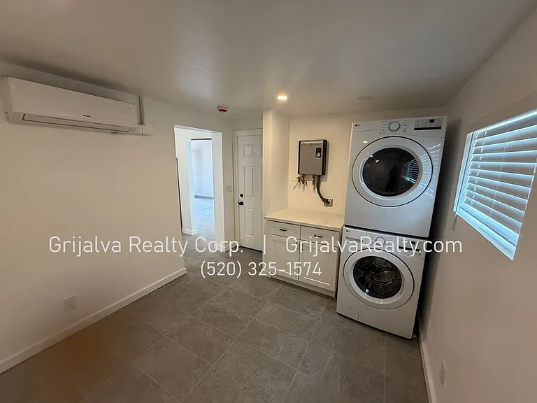 3001-3015 E La Madera Dr — Photo 8