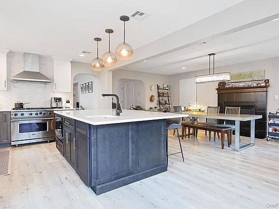4th image of 74 Bedford Avenue