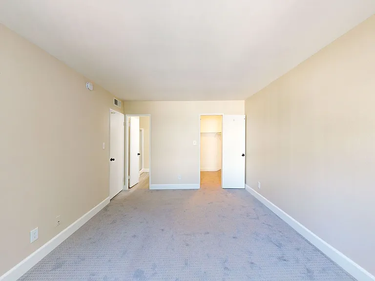 277 Pleasant St #217 — Photo 8
