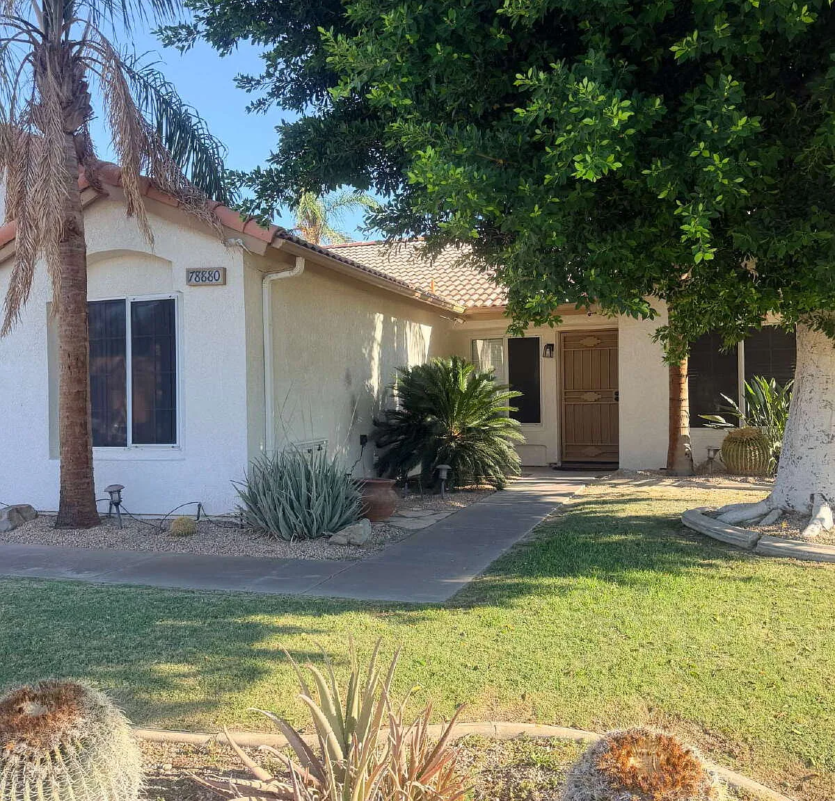 3 bed, 2.0 bath, 1659 sqft, $3,000 — Photo 2