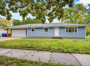 2618 S Walden Ave, Appleton, WI 54915