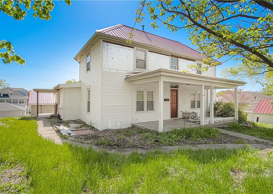 1028 Washington St, Weston, MO 64098 MLS 2432300 Zillow