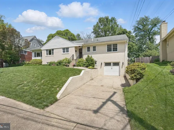 2719 N Pollard St, Arlington, VA 22207