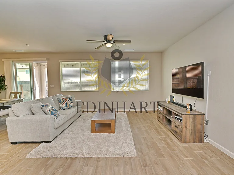 502 S Traverse Dr — Photo 13