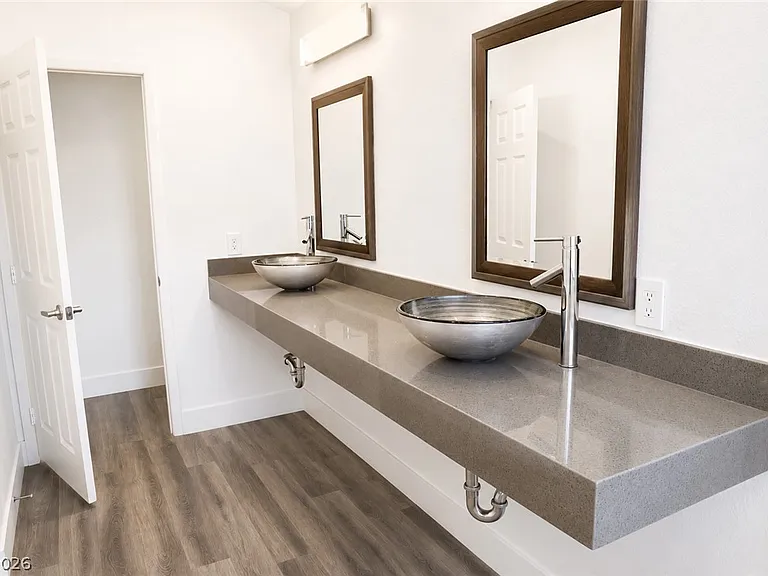 2308 Angelfire St — Photo 17