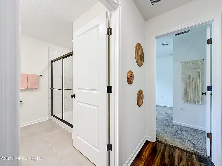 826 Flach Dr — Photo 20