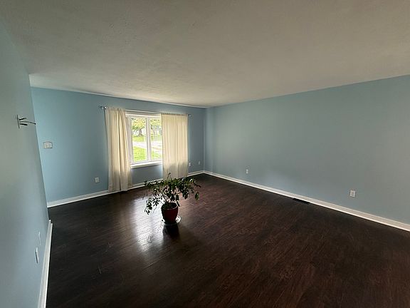 5th image of 1707 Fairmount Rd