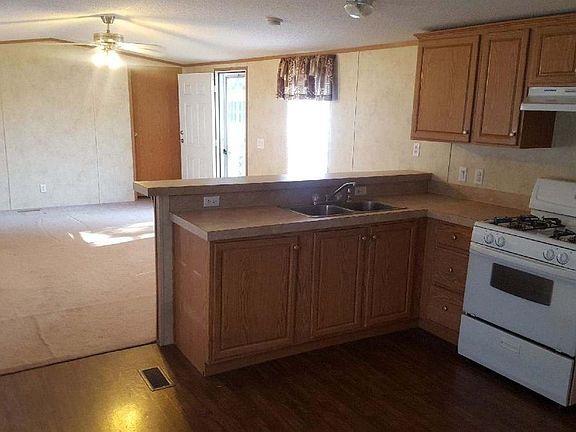 2nd image of 2900 Grand Ave Lot 252