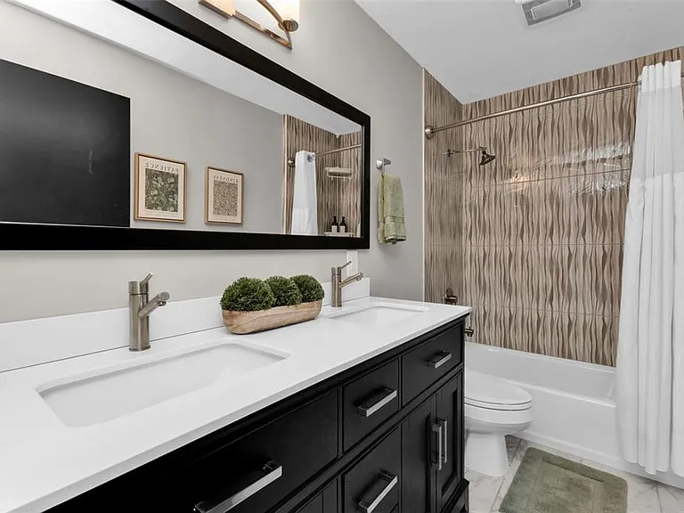 276 Lewis Cir #112 — Photo 29