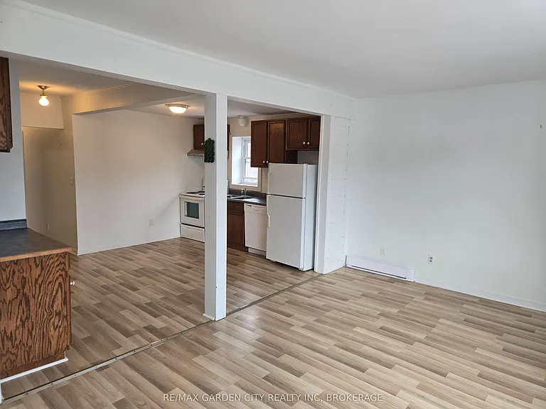 5126 Victoria Ave #6 — Photo 6