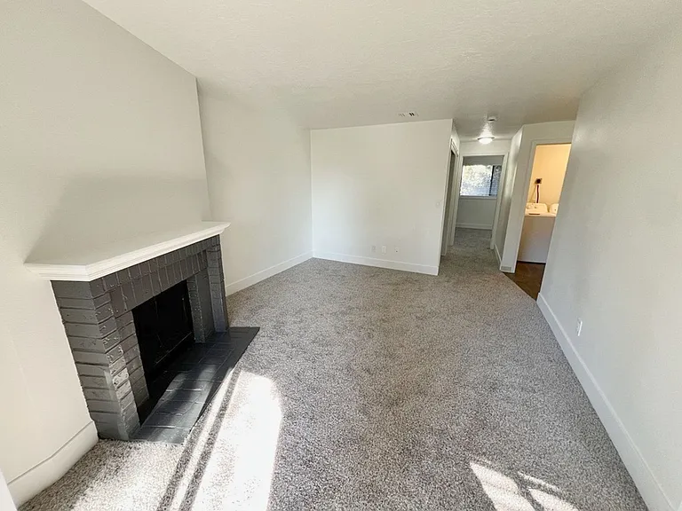 Erica Village — Photo 37