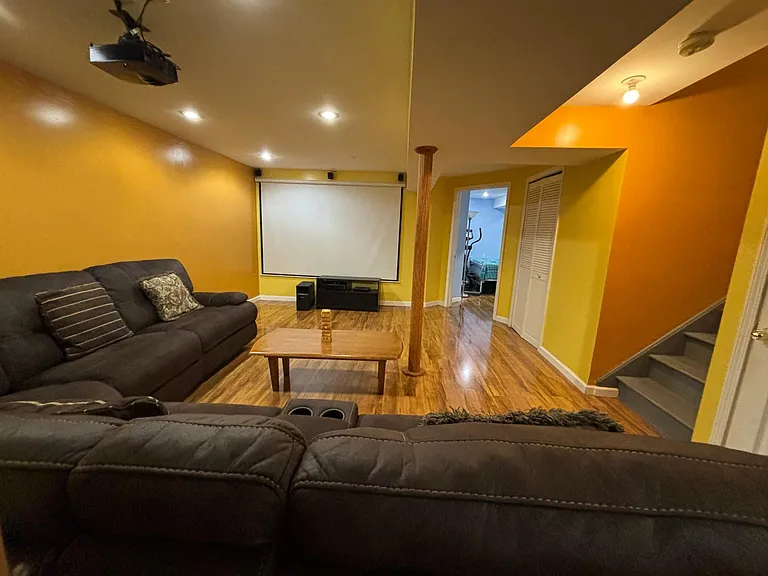 Shelley Cir — Photo 6