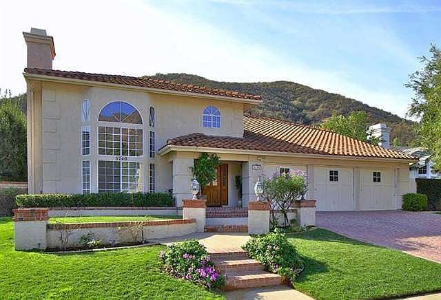 1st image of 5240 Bromely Dr