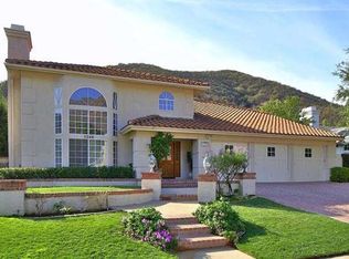 5240 Bromely Dr, Oak Park, CA 91377