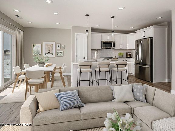 2nd image of 1726 Heart Ridge Loop SE