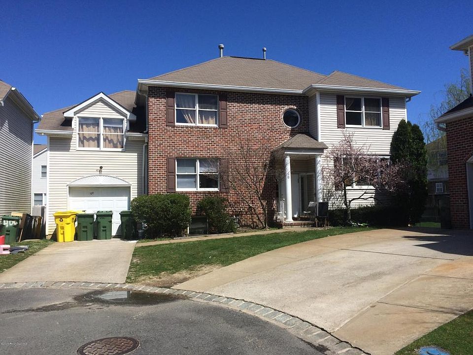 1st image of 401 Twin Oaks Dr