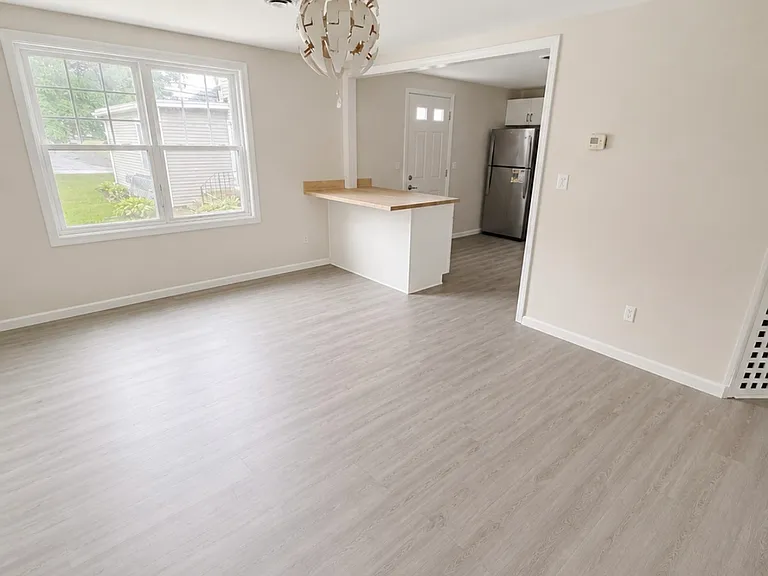 267 Branford Rd #201 — Photo 2