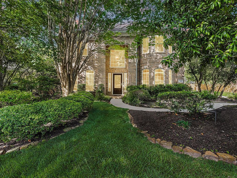 1st image of 138 S Evangeline Oaks Cir