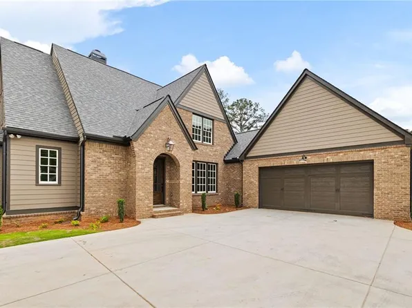 1818 Maple St, Carrollton, GA 30117