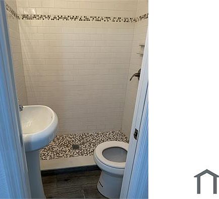 3rd image of 633 11th St #A