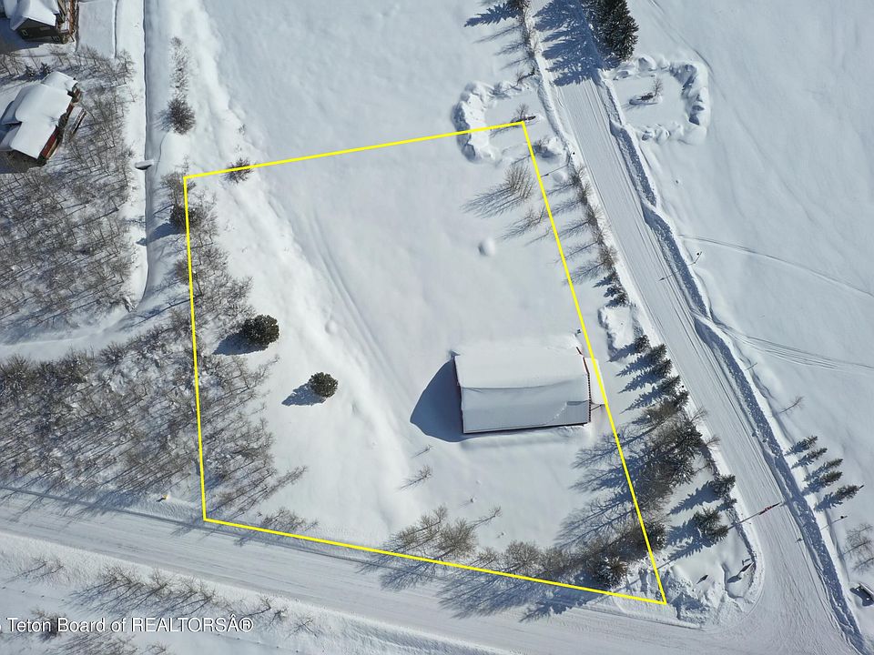 1st image of 5 Bridger Dr