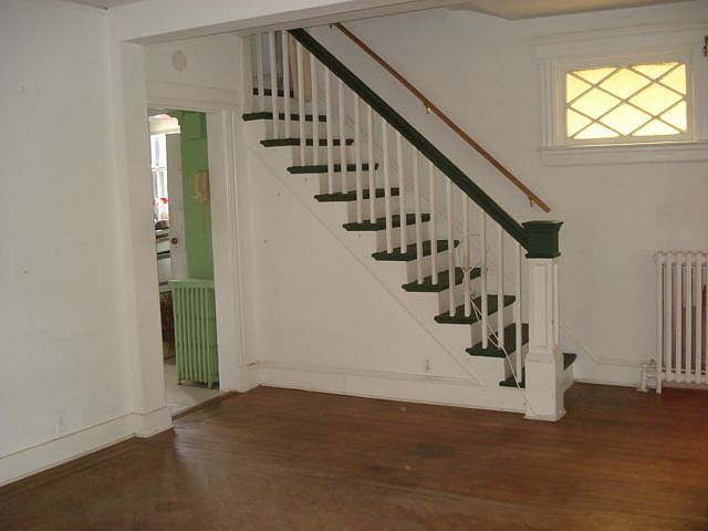 2nd image of 126 Drake Ave